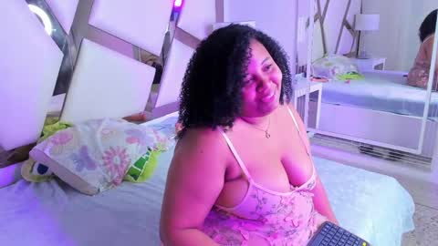 phyllisdunbar online show from April 2026 07:58:01 PM