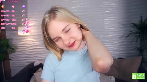 Snapshot of phyllisearney chatting on December 2025 04:11:02 AM Hann G. Jones online show from December 2025 04:11:02 AM