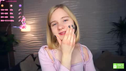 Snapshot of phyllisearney chatting on December 2025 04:06:01 AM Hann G. Jones online show from December 2025 04:06:01 AM