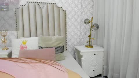    online show from December 2024 11:44:01 AM