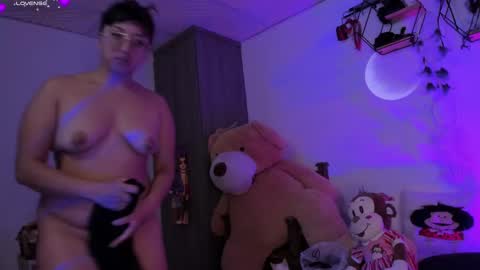 Snapshot of piafisher_ chatting on February 2025 12:10:02 PM PIA FISHER online show from February 2025 12:10:02 PM