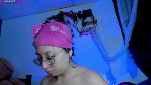 Snapshot of piafisher_ chatting on February 2025 10:34:01 AM PIA FISHER online show from February 2025 10:34:01 AM