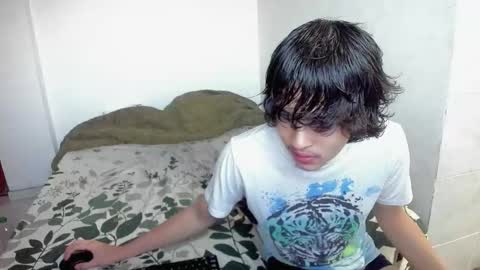 picaszomilos350 online show from November 2025 11:02:01 AM