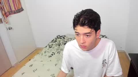 picaszomilos350 online show from February 2026 10:55:02 AM