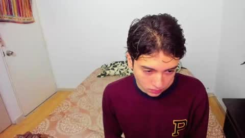 picaszomilos350 online show from March 2026 05:33:02 AM