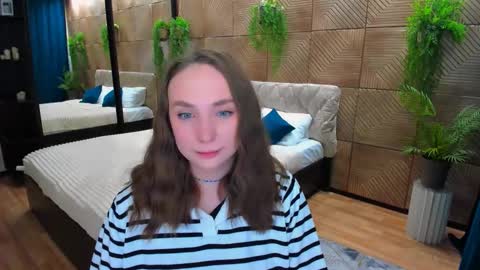 Emelie online show from February 2026 10:19:02 AM