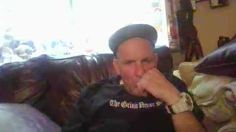 pierce702420 online show from April 2026 04:46:01 AM