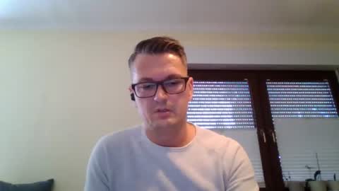 Snapshot of piercingsxxx chatting on June 2026 01:20:02 PM piercingsxxx online show from June 2026 01:20:02 PM