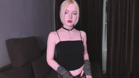 piginnya online show from November 2025 02:39:02 PM