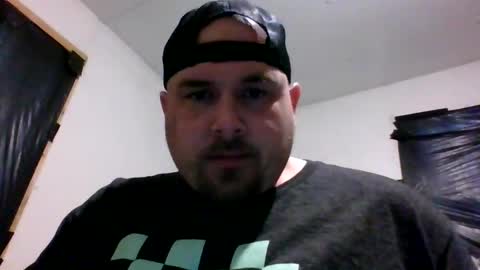 pika05777 online show from May 2026 11:51:02 AM