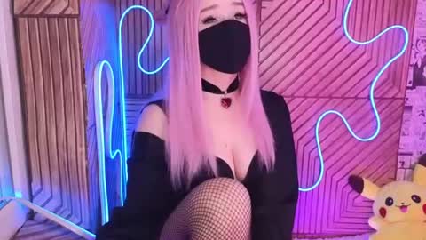 Snapshot of pika_pikaa chatting on June 2026 01:47:02 AM Sonya online show from June 2026 01:47:02 AM