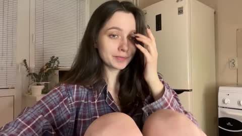 Trisha     online show from December 2025 06:12:01 PM