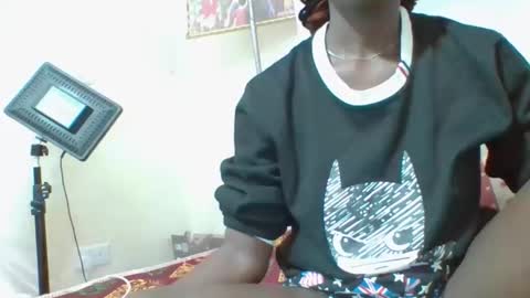 Snapshot of pinah1997 chatting on February 2026 03:06:01 AM pinah1997 online show from February 2026 03:06:01 AM