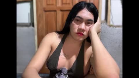 Christine online show from November 2025 05:12:02 PM