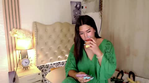 Ivy Morningstar online show from January 2025 12:31:01 AM