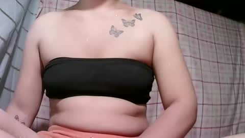 Snapshot of pinay_janella10 chatting on September 2025 02:49:02 PM pinay_janella10 online show from September 2025 02:49:02 PM