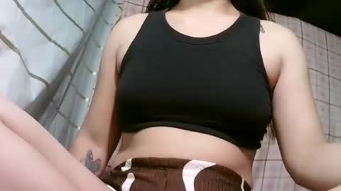 Snapshot of pinay_janella10 chatting on September 2025 11:56:01 AM pinay_janella10 online show from September 2025 11:56:01 AM