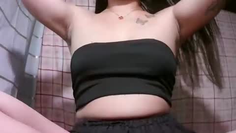 Snapshot of pinay_janella10 chatting on October 2025 07:52:01 PM pinay_janella10 online show from October 2025 07:52:01 PM