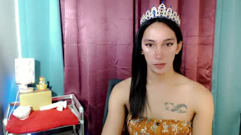 lucyLove online show from May 2026 02:51:02 AM