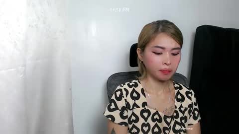 Snapshot of pinay_romancee chatting on October 2025 04:02:02 PM pinay_romancee online show from October 2025 04:02:02 PM