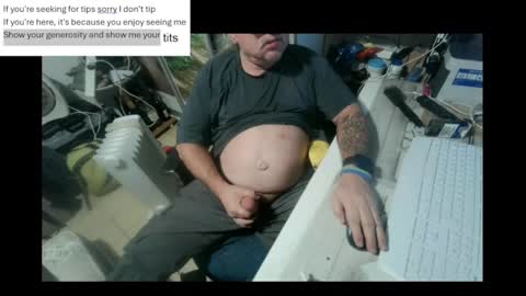 Snapshot of pini_z chatting on January 2025 04:04:01 PM pini_z online show from January 2025 04:04:01 PM