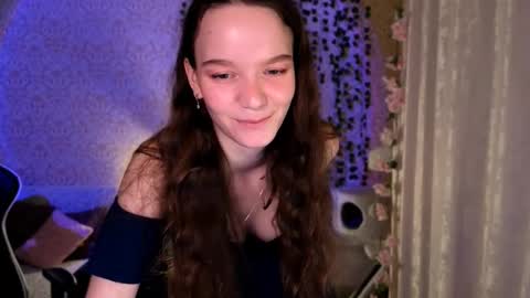 Stephanie online show from March 2026 06:12:02 PM