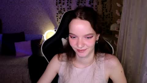 Stephanie online show from April 2026 07:55:01 PM