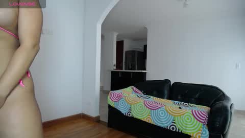 Snapshot of pink__tiffany chatting on November 2025 09:48:02 PM tiffany online show from November 2025 09:48:02 PM