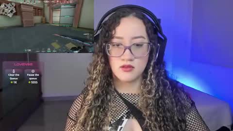 Snapshot of pink_angell chatting on December 2024 11:38:02 PM Emilly Santis online show from December 2024 11:38:02 PM