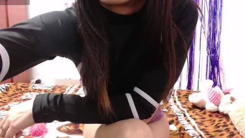 pink_love_25 online show from April 2026 07:06:01 AM