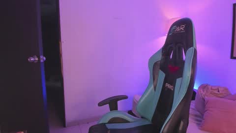 KELLY  online show from September 2025 11:54:02 PM