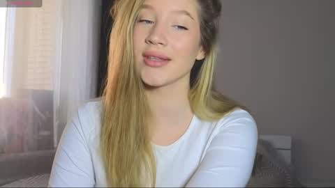 Snapshot of pink_rosee_ chatting on December 2024 03:40:01 AM   online show from December 2024 03:40:01 AM