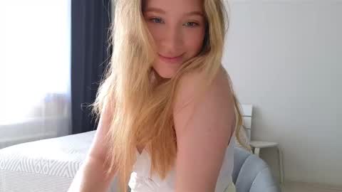 Snapshot of pink_rosee_ chatting on October 2025 03:26:02 AM   online show from October 2025 03:26:02 AM