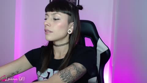 Snapshot of pinkcatlive chatting on January 2025 10:13:02 PM Emily online show from January 2025 10:13:02 PM