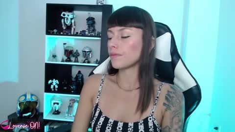 Snapshot of pinkcatlive chatting on January 2025 05:48:01 PM Emily online show from January 2025 05:48:01 PM