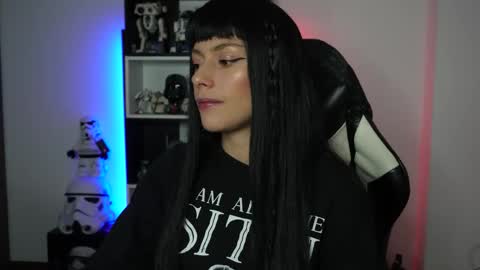 Snapshot of pinkcatlive chatting on April 2026 02:25:02 AM Emily online show from April 2026 02:25:02 AM