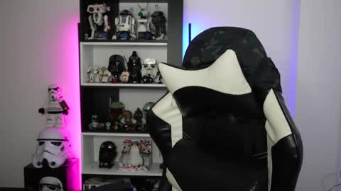 Snapshot of pinkcatlive chatting on April 2026 05:47:01 PM Emily online show from April 2026 05:47:01 PM