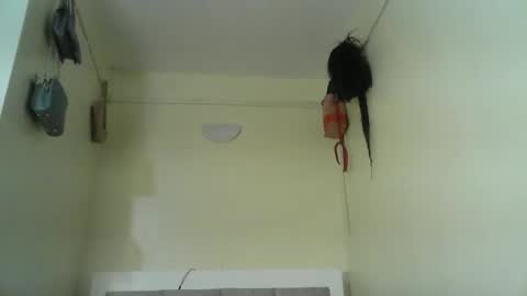 Pinkie online show from November 2025 01:11:01 PM