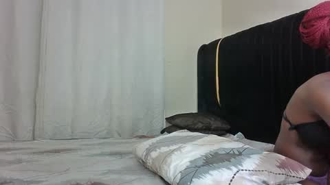 Snapshot of pinkie_ponny chatting on February 2025 07:37:01 AM Pinkie online show from February 2025 07:37:01 AM