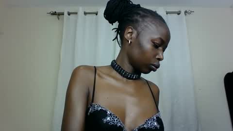 Snapshot of pinkie_ponny chatting on February 2025 05:09:02 PM Pinkie online show from February 2025 05:09:02 PM