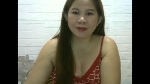 Snapshot of pinkishpusiemom18 chatting on January 2025 08:22:01 PM pinkishpusiemom18 online show from January 2025 08:22:01 PM