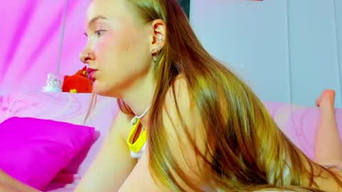 Mila online show from July 2026 11:03:01 AM