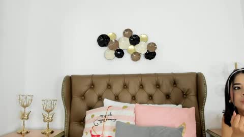 pinkmoon30 online show from April 2026 11:11:01 AM