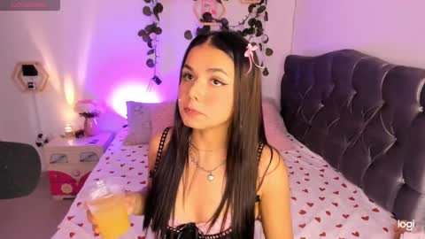 Sarah .. online show from December 2024 07:18:02 PM