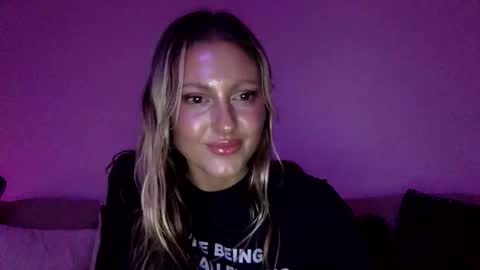 pinksn0wle0pard online show from November 2025 08:33:02 AM