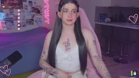Snapshot of pinkvenom_ chatting on May 2026 12:45:02 PM pinkvenom_ online show from May 2026 12:45:02 PM