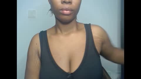 Snapshot of pinkxsugar chatting on October 2025 09:29:02 AM pinkxsugar online show from October 2025 09:29:02 AM