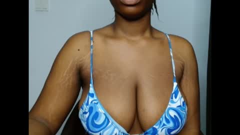 Snapshot of pinkxsugar chatting on October 2025 12:04:02 PM pinkxsugar online show from October 2025 12:04:02 PM