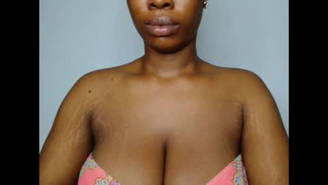 pinkxsugar online show from February 2026 08:09:02 PM