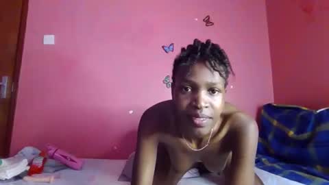 Snapshot of pinky_cockoo chatting on February 2026 08:43:01 AM pinky_cockoo online show from February 2026 08:43:01 AM